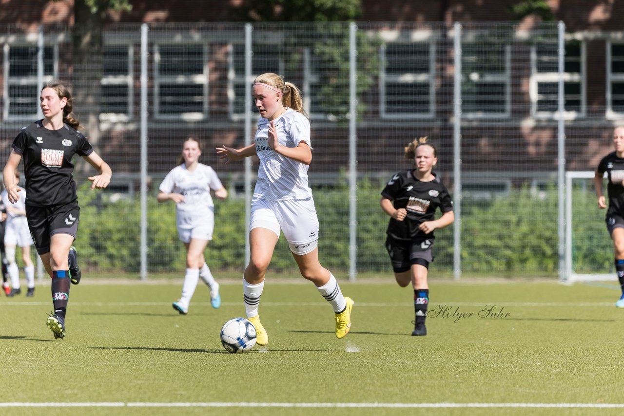 Bild 63 - wBJ Alstertal-Langenhorn - SV Henstedt-Ulzburg : Ergebnis: 4:1